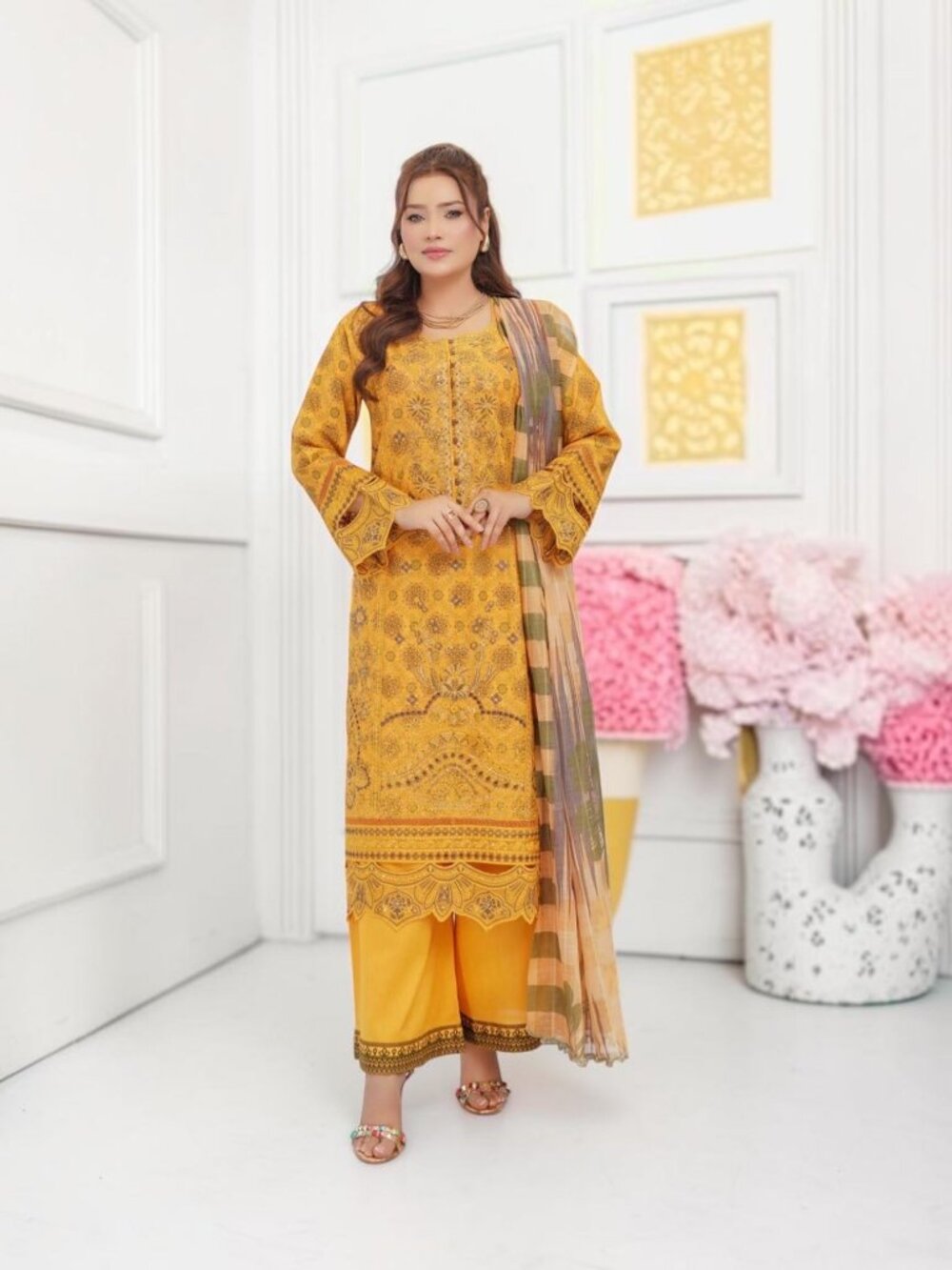 Pakistani Cotton Salwar Kameez, Cultural Wear for Women